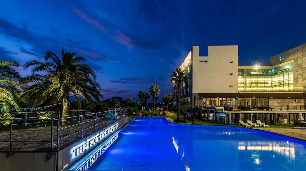 The Four Graces Resort Чеджу Екстериор снимка