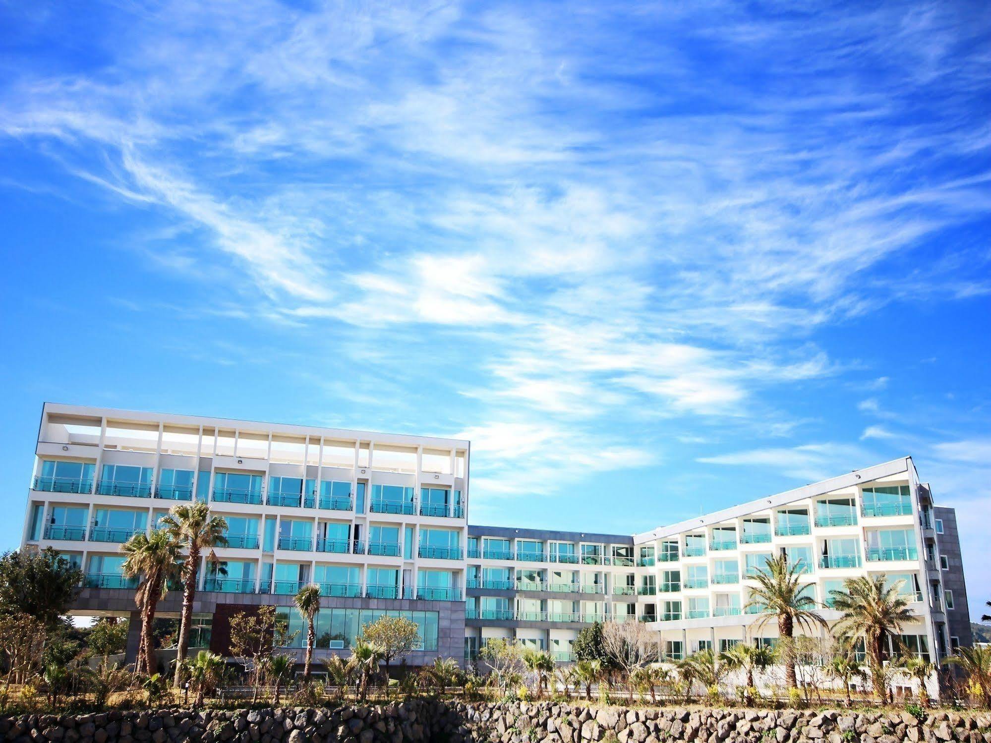 The Four Graces Resort Чеджу Екстериор снимка