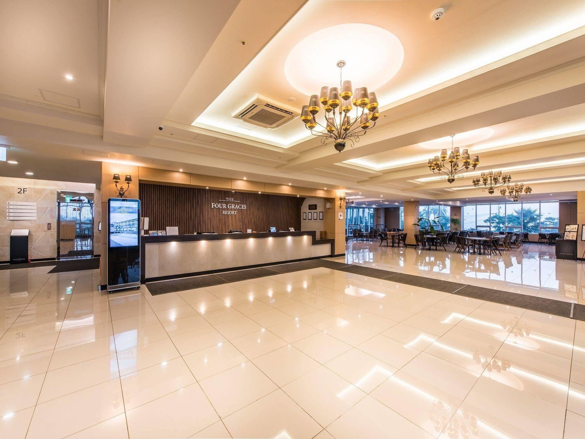 The Four Graces Resort Чеджу Екстериор снимка