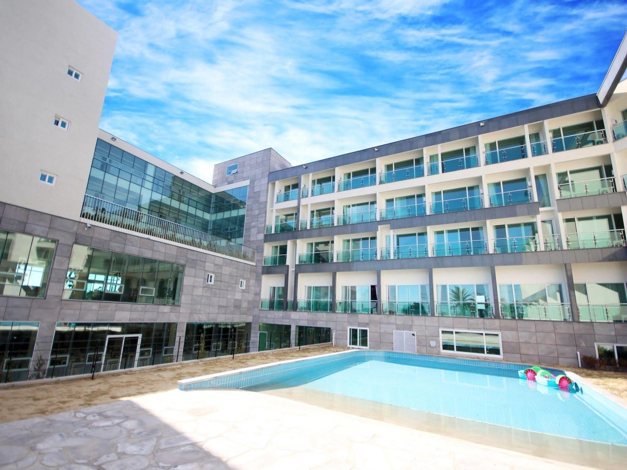 The Four Graces Resort Чеджу Екстериор снимка