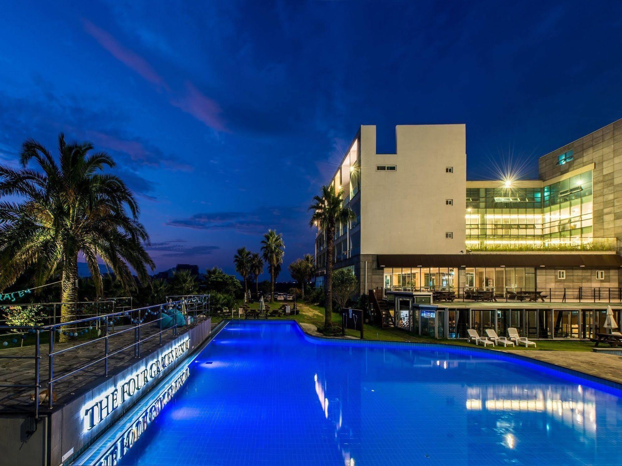 The Four Graces Resort Чеджу Екстериор снимка